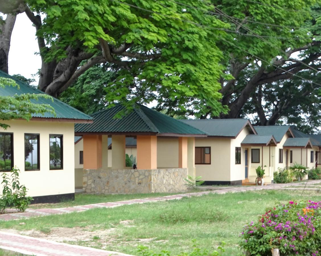 Mgulani Lodge Hotel Дар-эс-Саламе Экстерьер фото